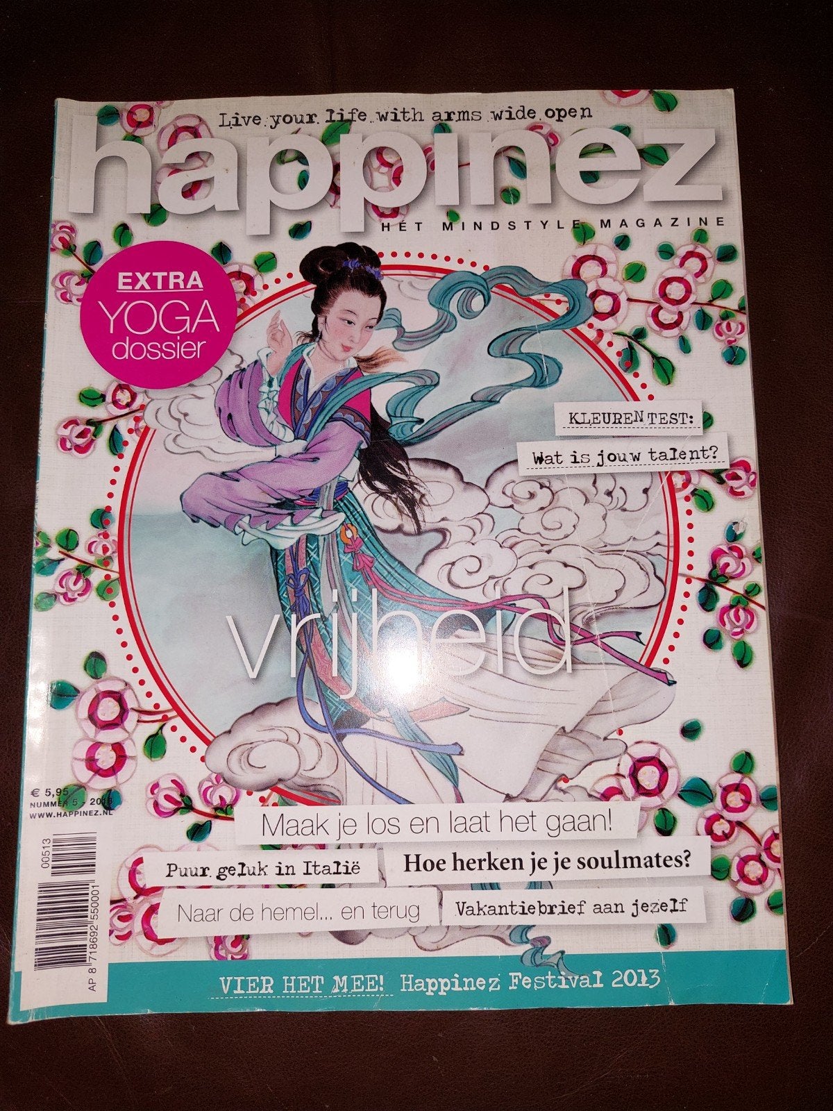 Happinez Magazine - Extra Yoga Dossier - Festival 2013, Verzenden, Zo goed als nieuw, Lichaam en Geest