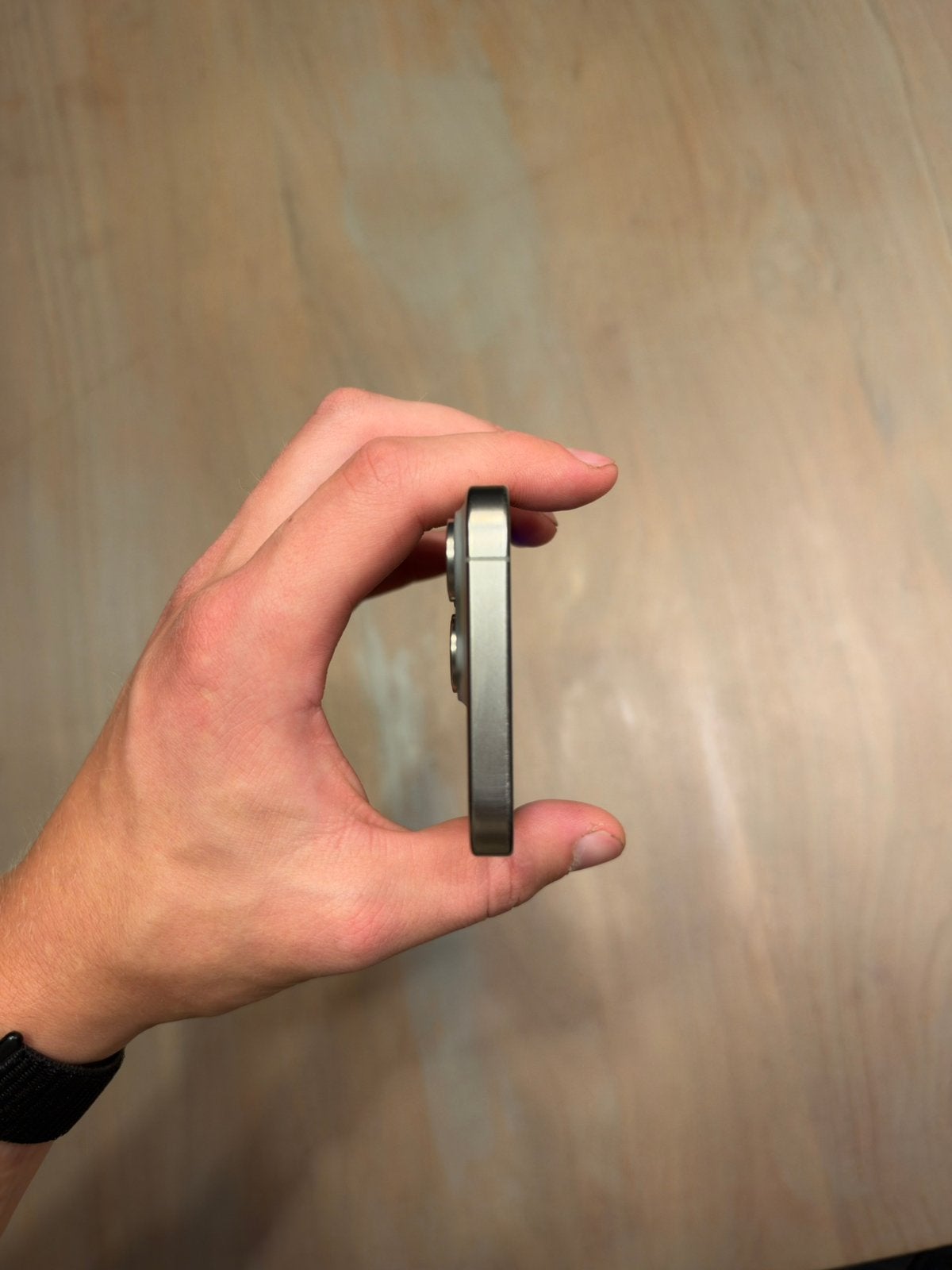 Foto 10 van Apple iPhone 15 Pro 256GB natural titanium