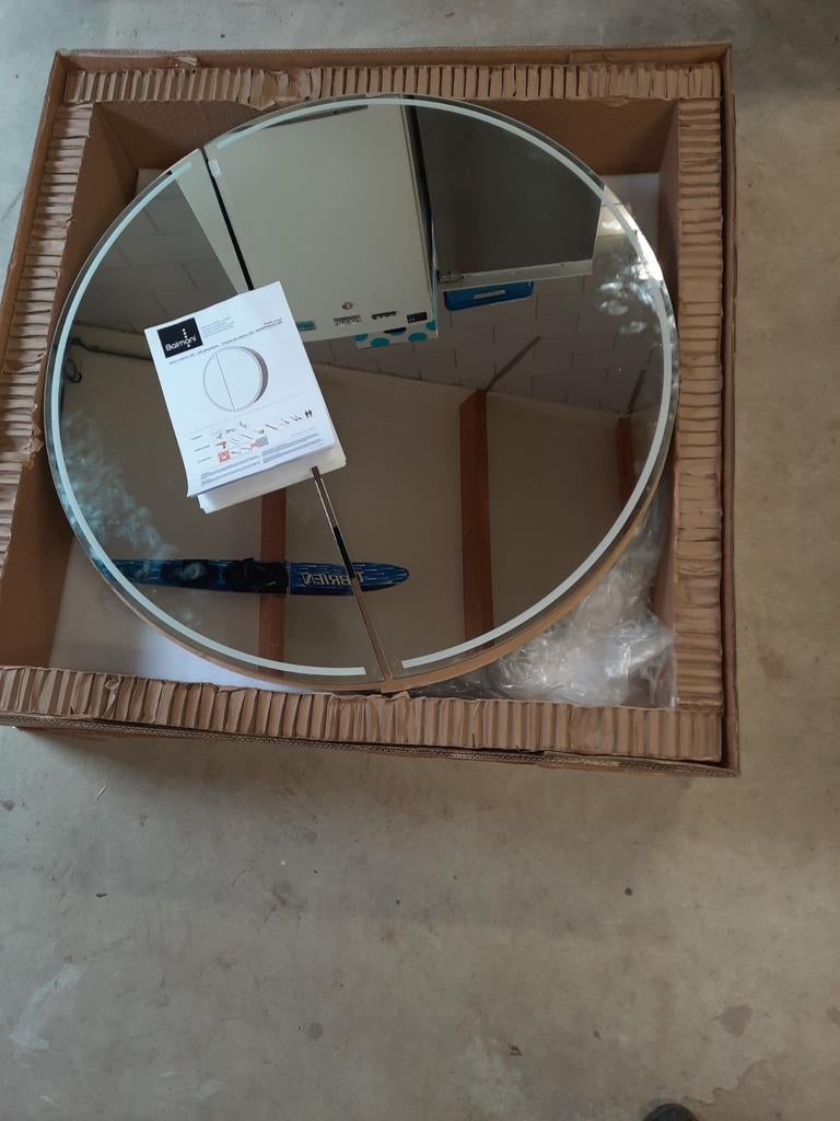Ronde spiegelkast 2deurtjes met led verlichting 90cm, Huis en Inrichting, Ophalen, Zo goed als nieuw, Rond, Minder dan 100 cm