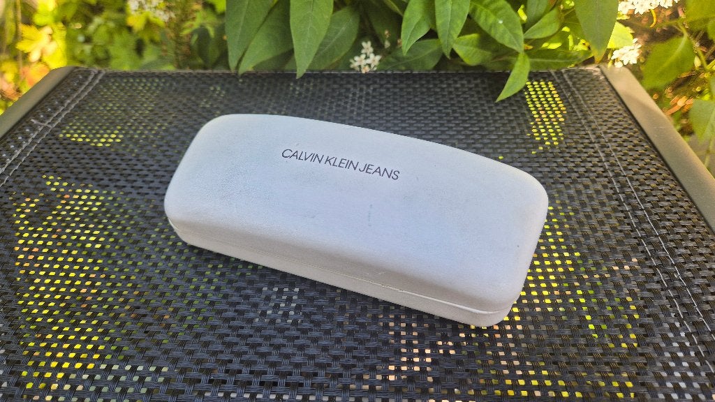 Calvin Klein CKJ20107SGV Zonnebril ZGAN + Brillenkoker, Sieraden, Tassen en Uiterlijk, Overige merken, Zonnebril, Ophalen of Verzenden