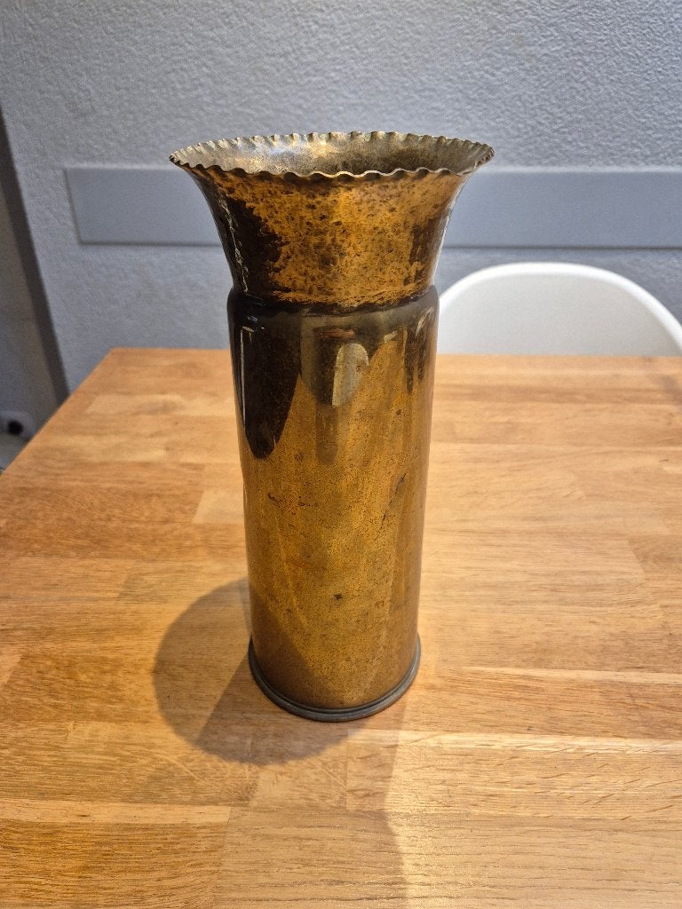 Wo2 Britse huls 1944 "Trench art", Ophalen of Verzenden, Engeland, Hulzen of Bodemvondsten