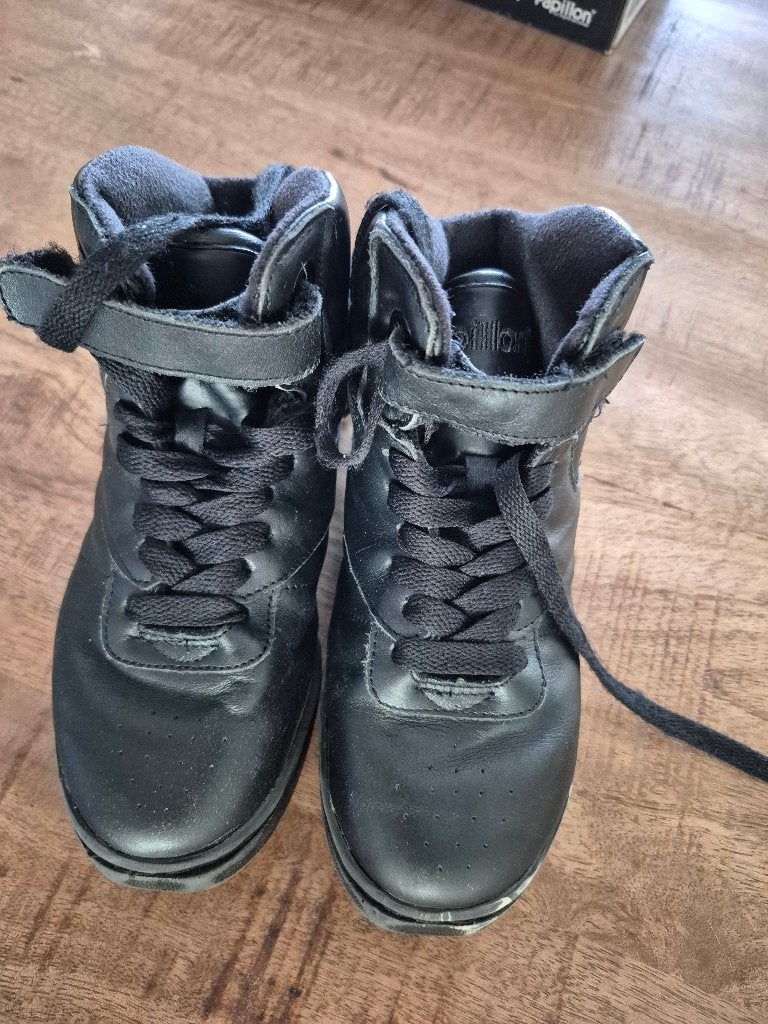Papillon dansschoenen maat 34, Ophalen of Verzenden, Gebruikt, Schoenen