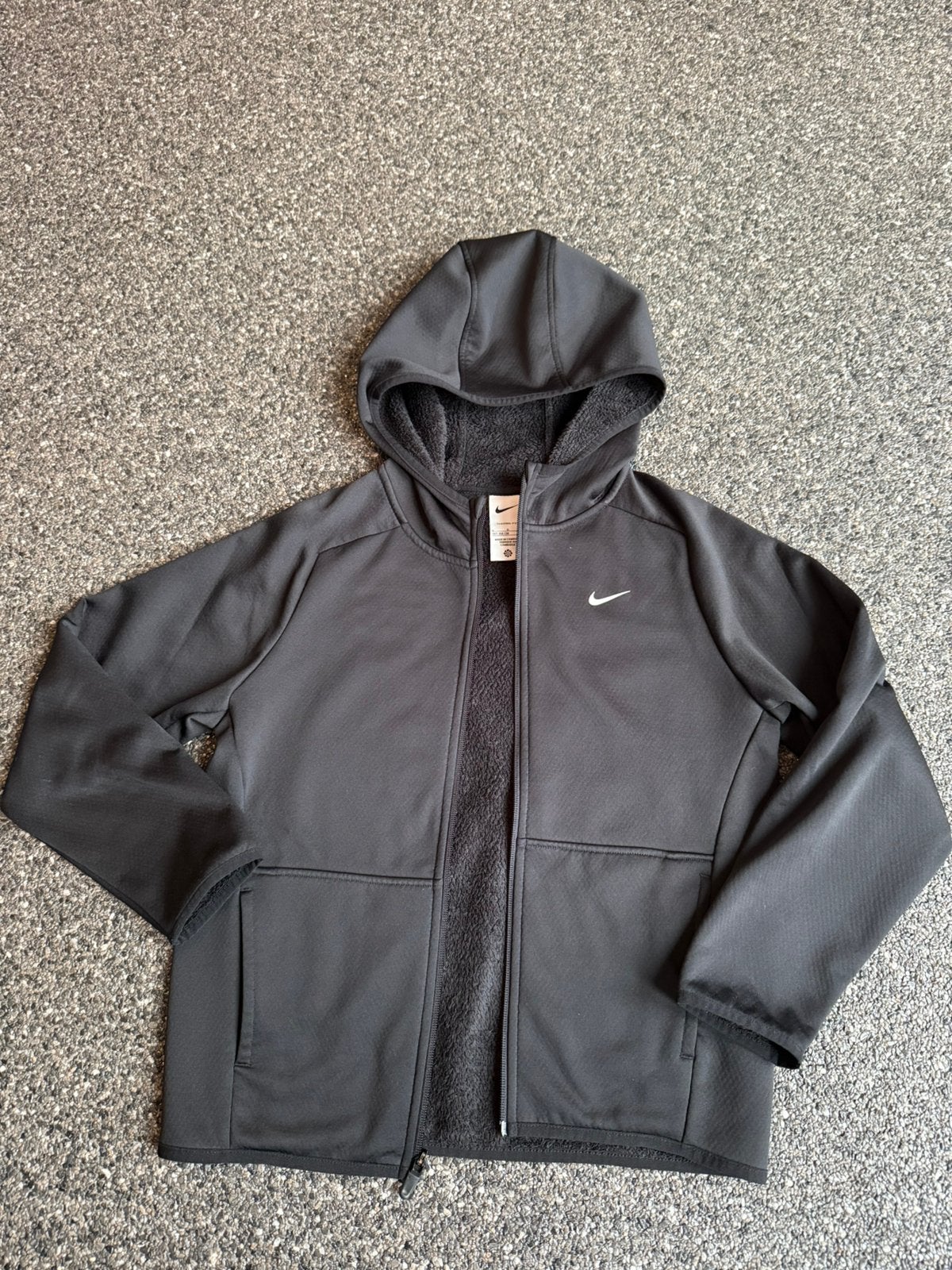 Nike vest maat L/ 147-158, Ophalen, Zo goed als nieuw, Jongen, Trui of Vest