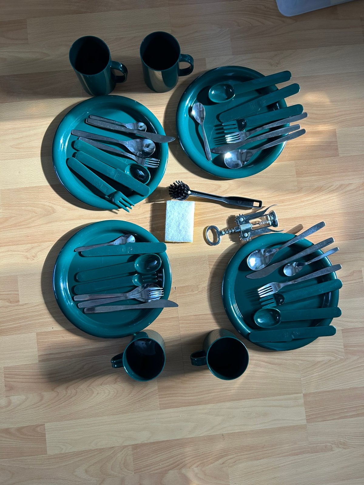Bestek en pannenset 4 personen, Ophalen of Verzenden