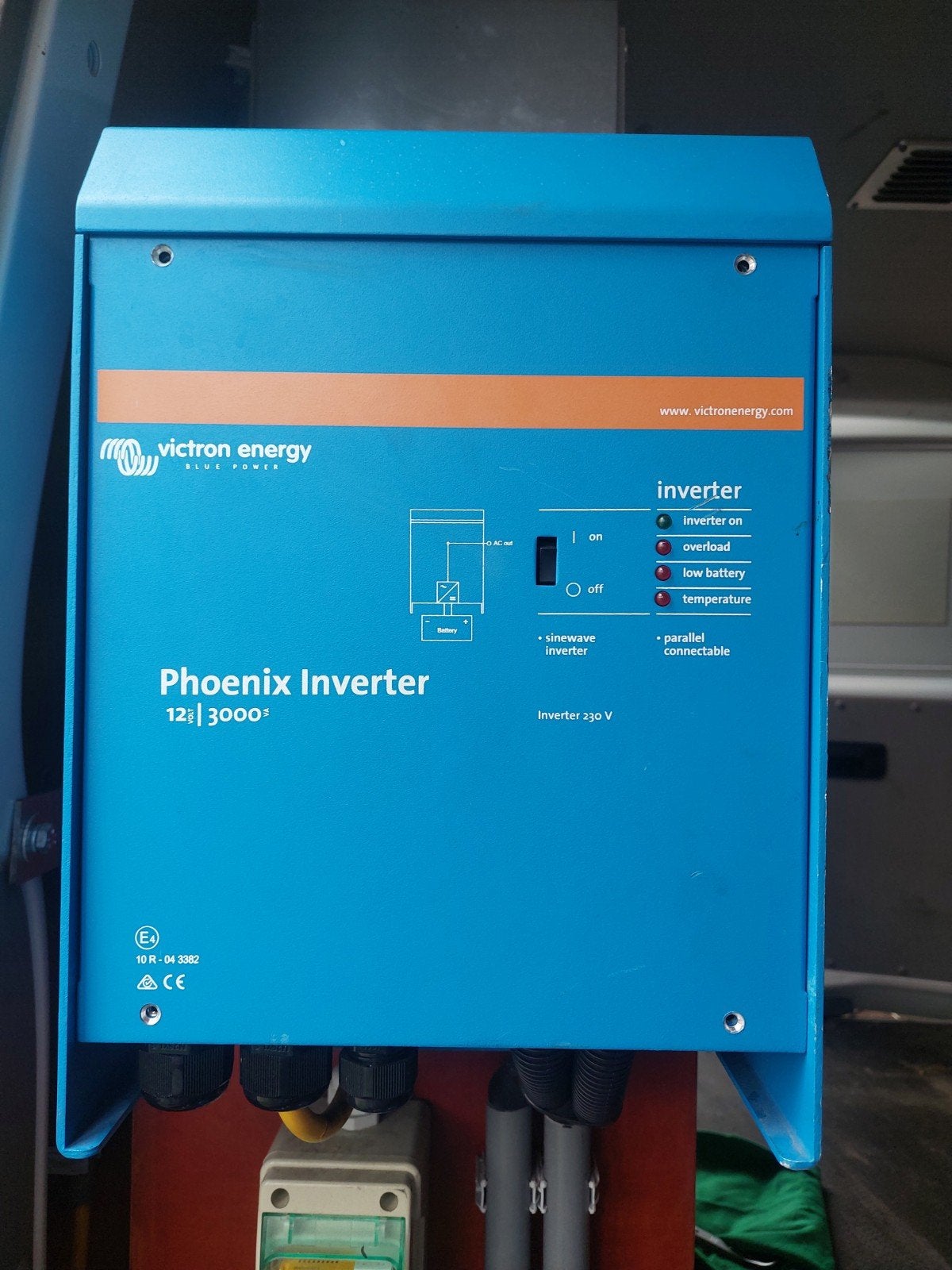 Phoenix converter 3000Va, Ophalen, Gebruikt