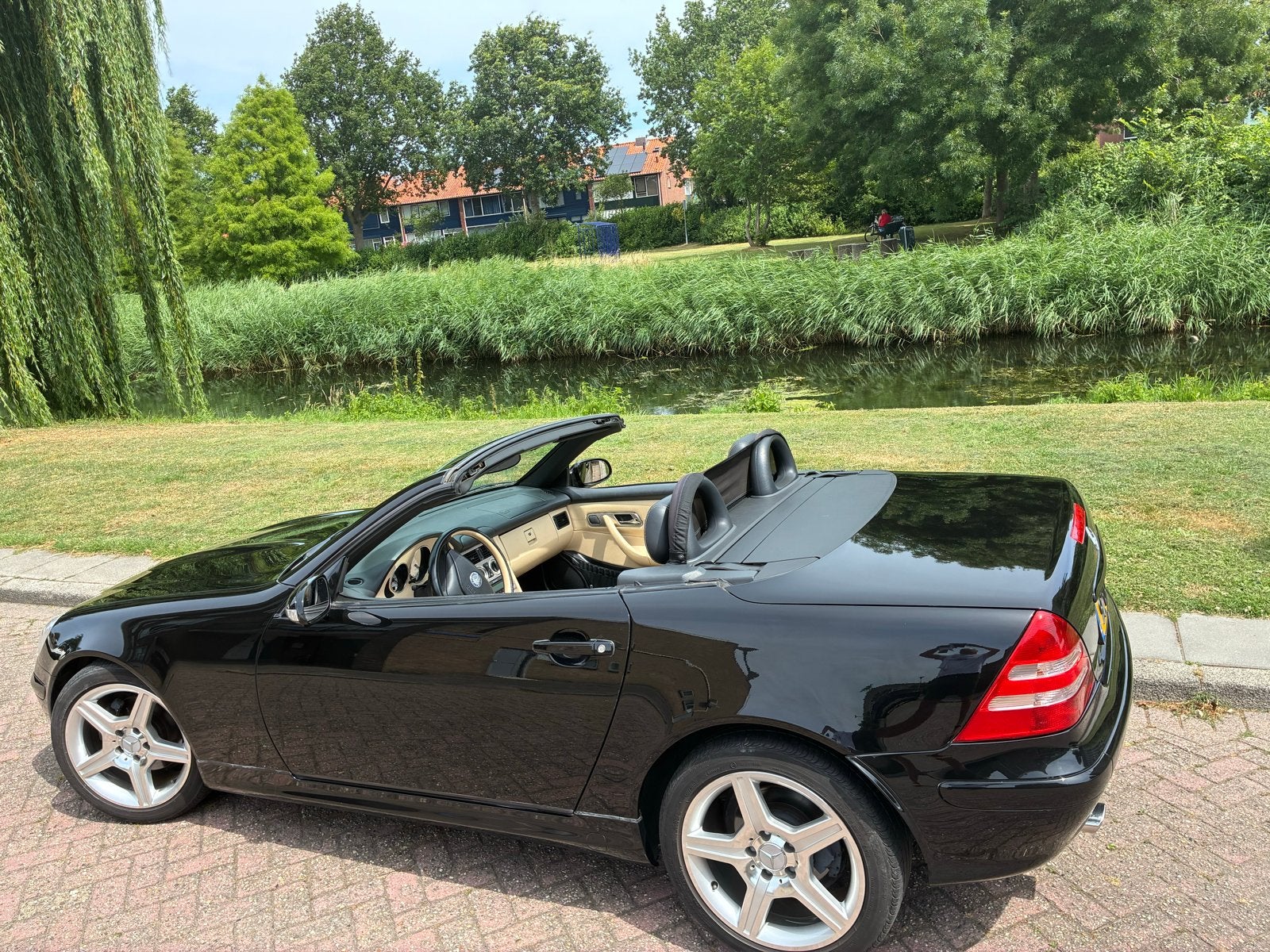 Mercedes SLK 200 uit 2003, automaat, 130.404k/m NAP! Zwart, Auto's, Mercedes-Benz, Particulier, SLK, Airbags, Airconditioning