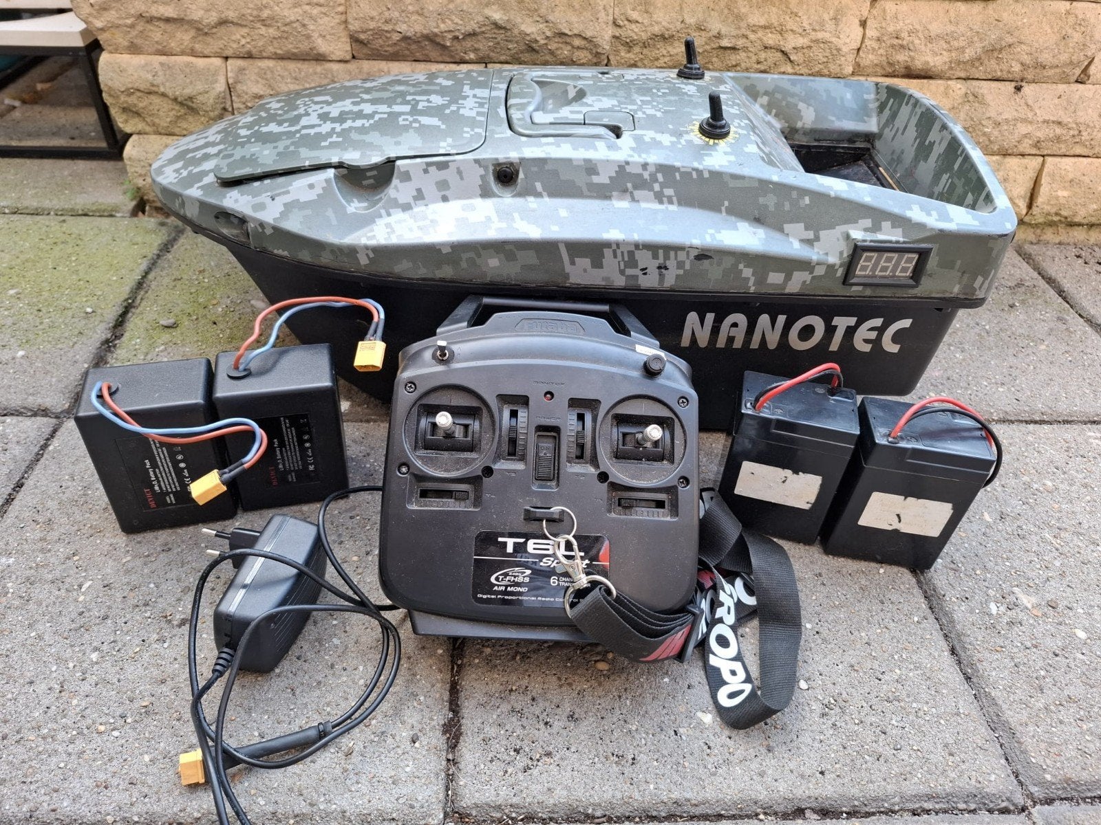 Nanotec met 2x sets accu's en Avid tas in goede staat, Ophalen, Gebruikt, Overige typen