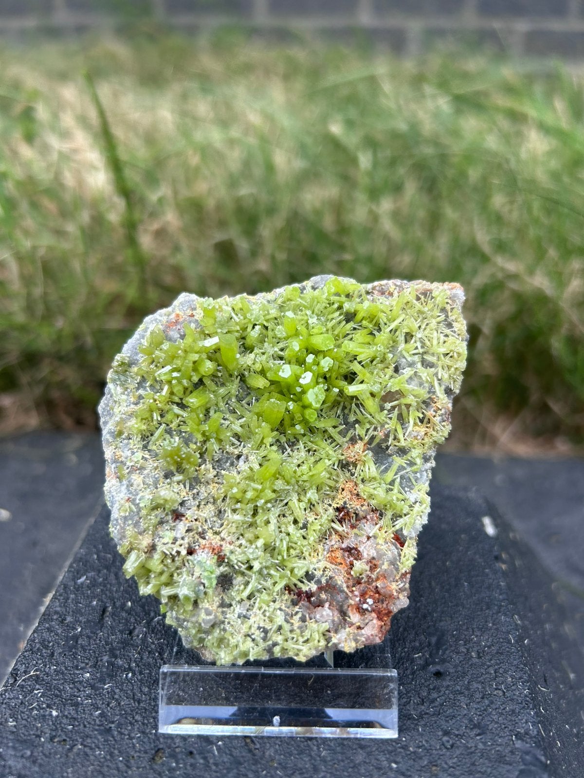 Pyromorfiet uit china, Verzamelen, Mineralen en Fossielen, Ophalen, Mineraal