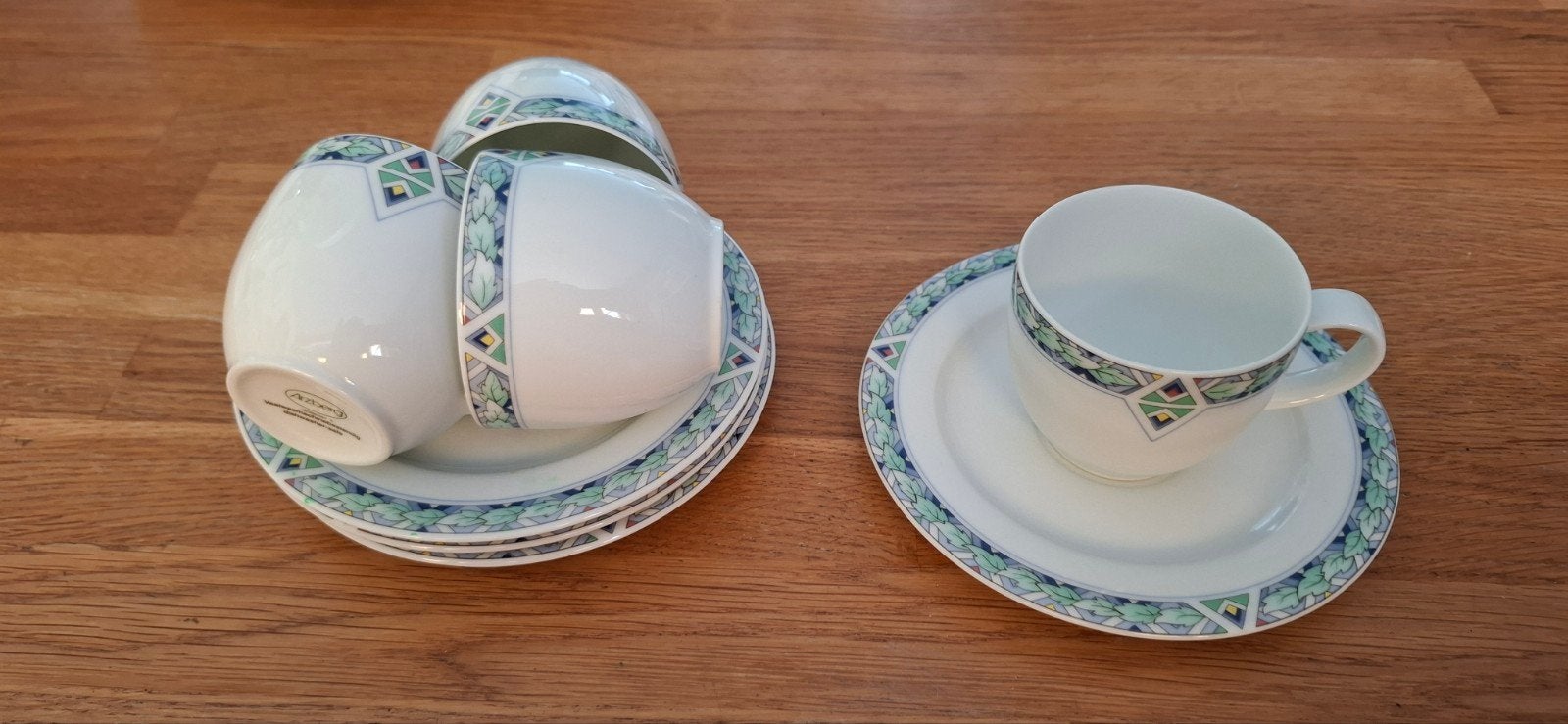 Arzberg (AH) servies kop+schotel, met smalle decoratierand, Huis en Inrichting, Keuken | Servies, Arzberg, Ophalen of Verzenden