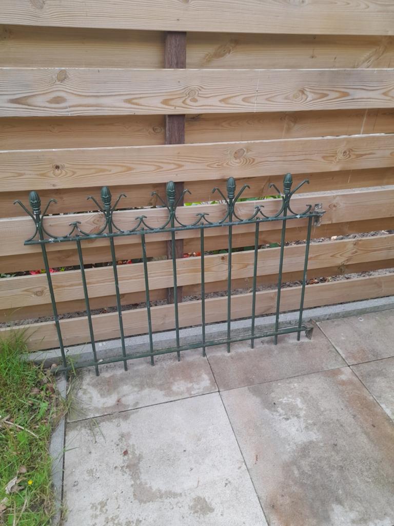 Gietijzeren Hekje, Tuin en Terras, Ophalen, Gebruikt, IJzer, Sierhekwerk