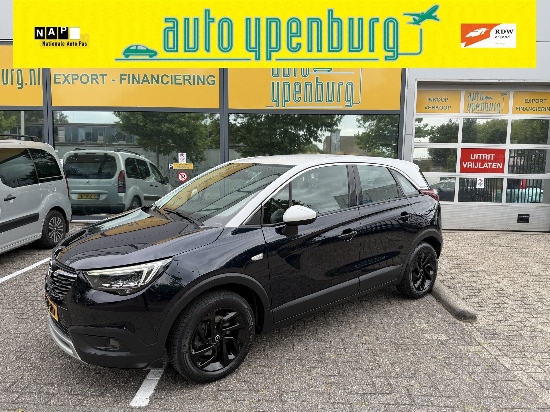 Opel Crossland X 1.2 Turbo Ultimate * 101.388 Km * Navi * Cl, Auto's, 840 kg, Gebruikt, Euro 6, 1199 cc