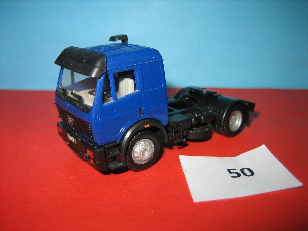 (T-1) kavel met losse MERCEDES Truck's  Herpa, Ophalen of Verzenden, Zo goed als nieuw, Bus of Vrachtwagen, Herpa