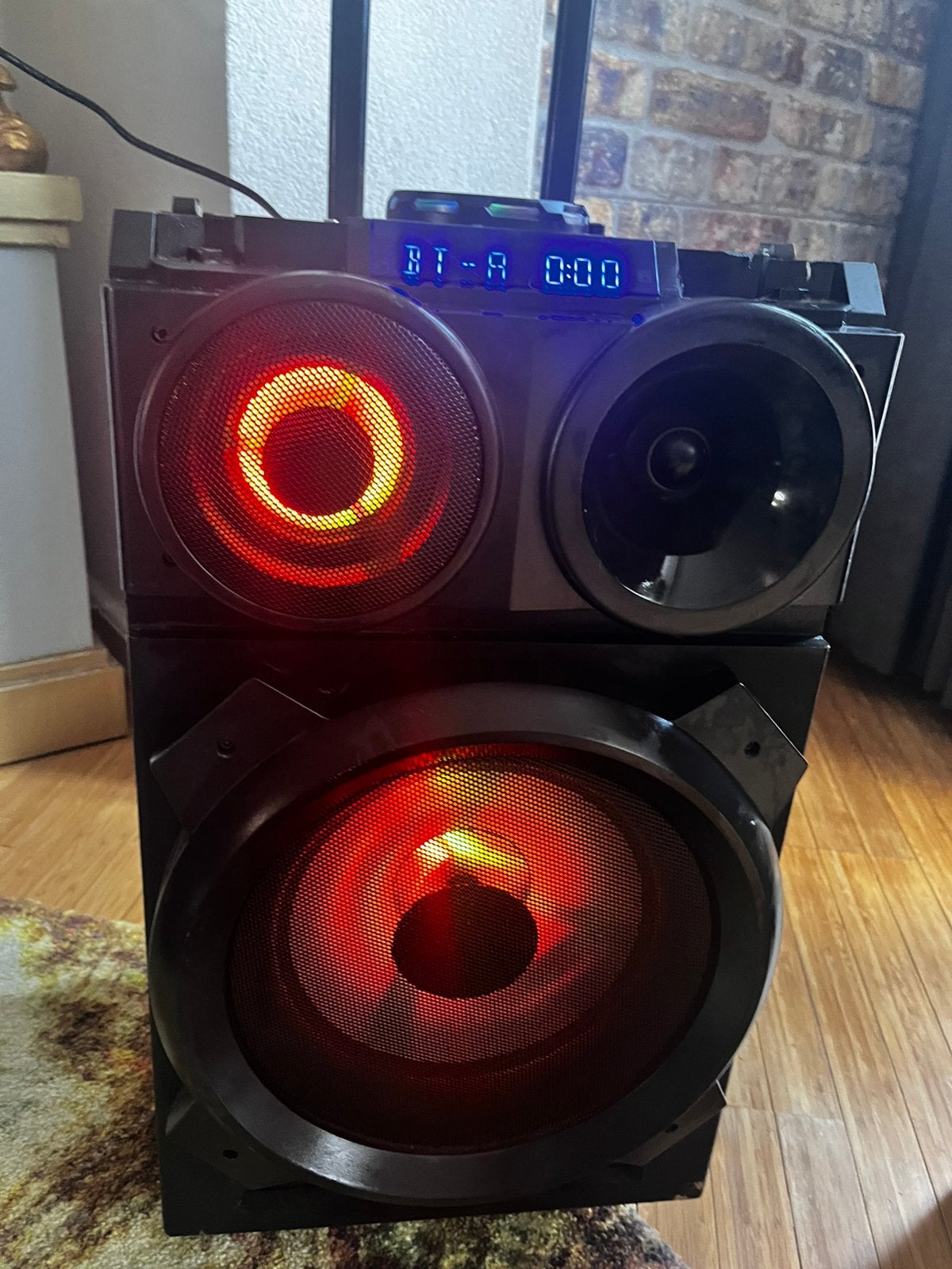Party speaker Noonday tower XL Bluetooth, Ophalen, Gebruikt