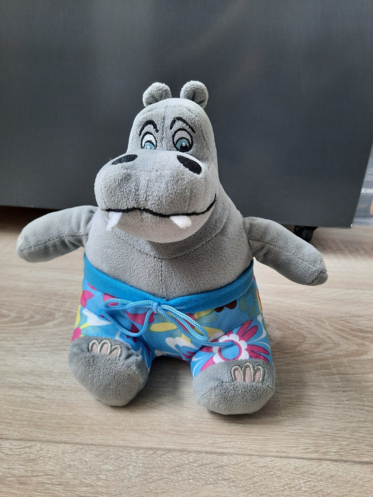 Jip het Nijlpaard knuffel met zwembroek - Zo goed als nieuw, Ophalen, Overige merken, Overige karakters, Overige typen