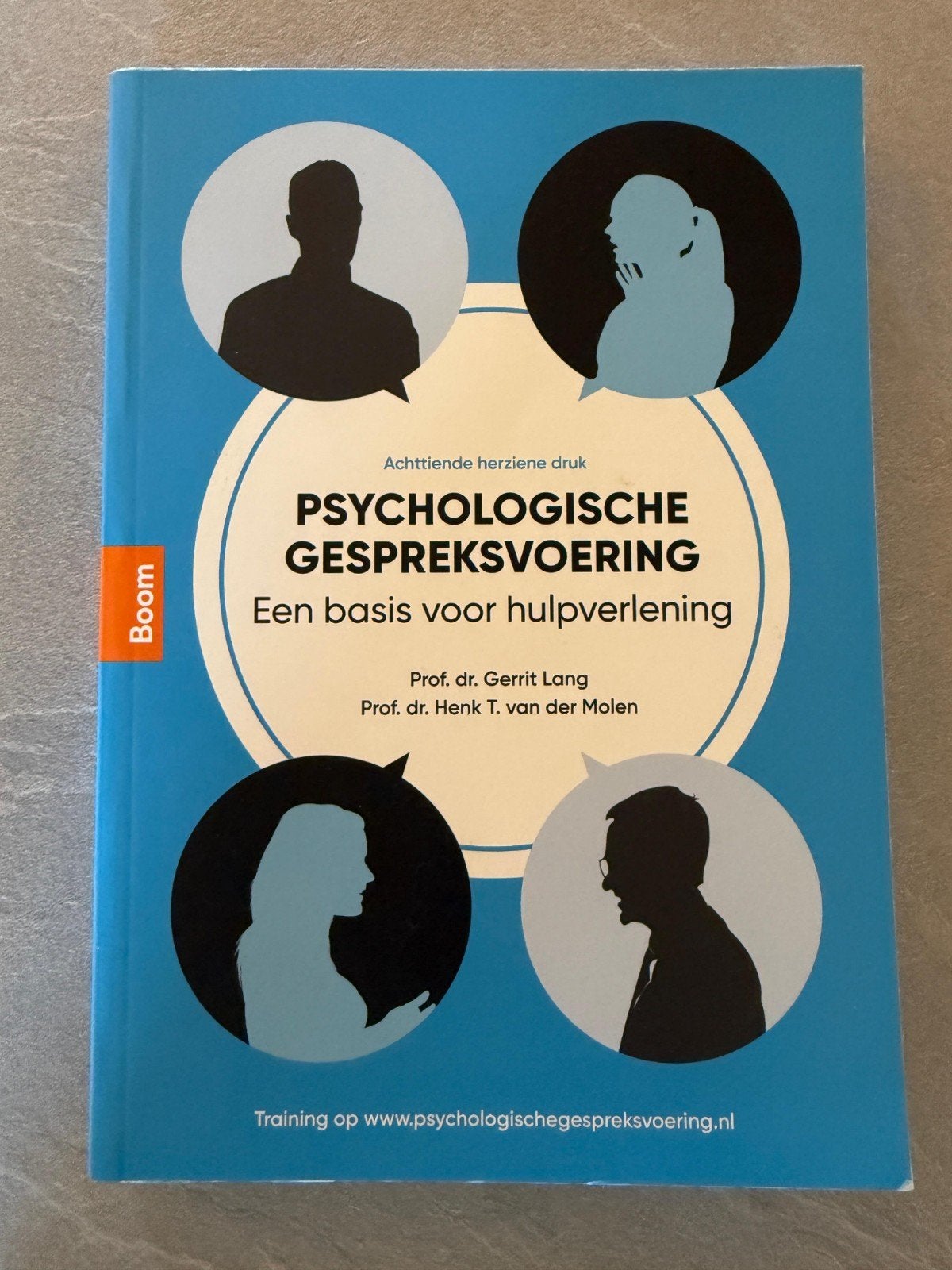 Psychologische Gespreksvoering - basis voor hulpverlening, Prof. dr. Gerrit Lang, Prof. dr. Henk T. van der Molen, Zo goed als nieuw