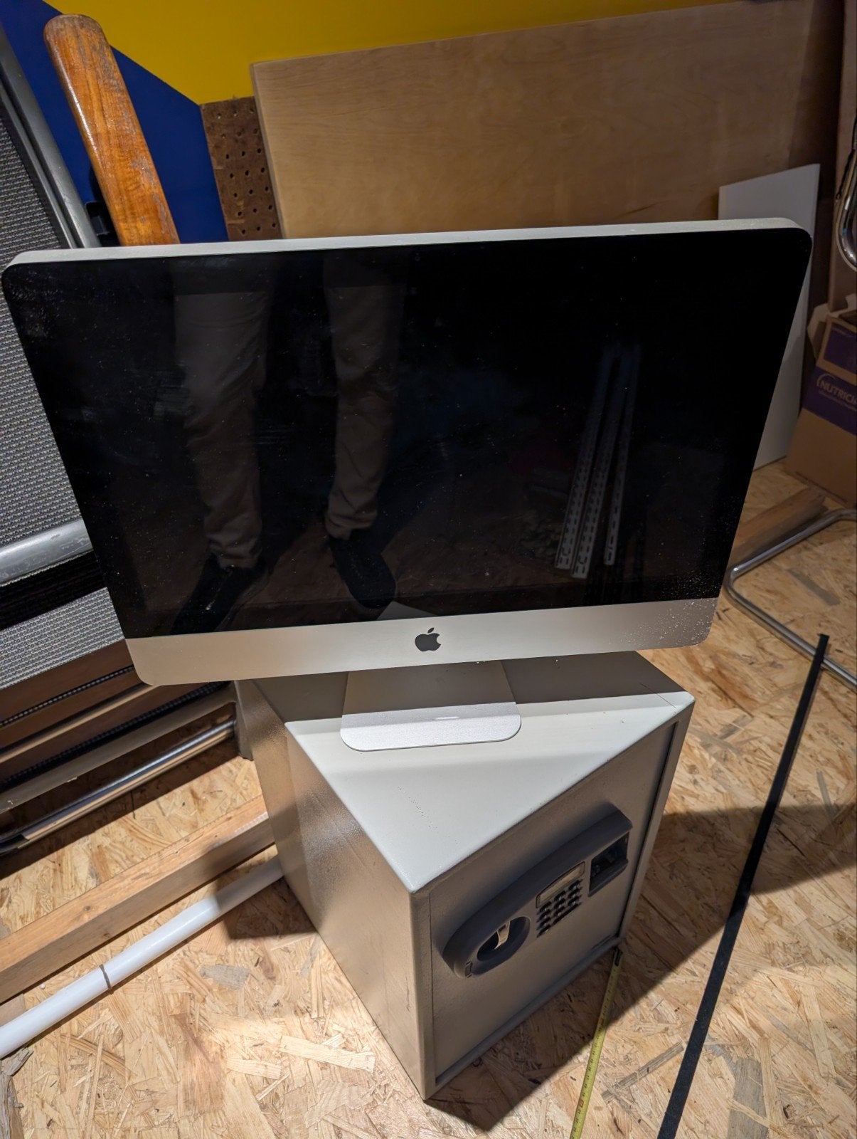 Apple Mac A1311 iMac computer (werkt, zonder snoer), Gebruikt, Minder dan 4 GB, IMac, Onbekend