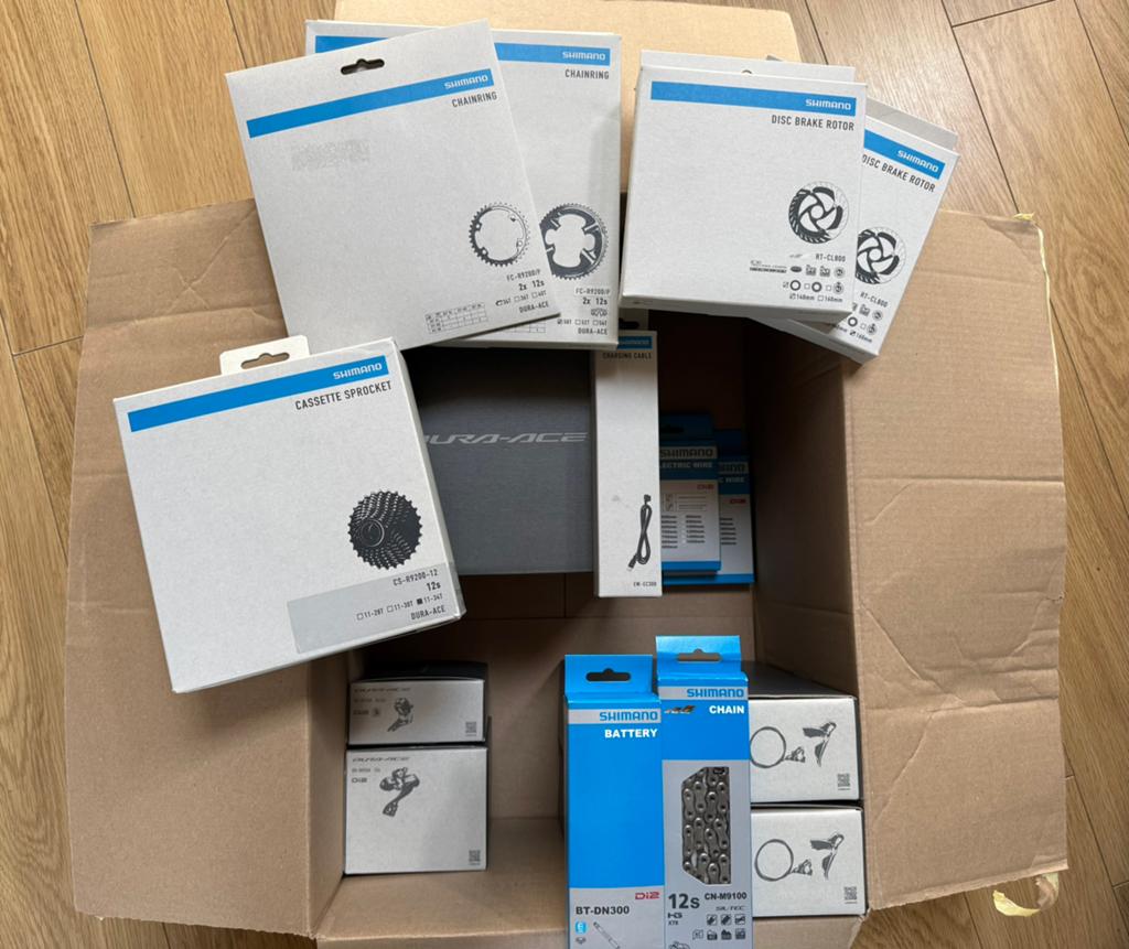 Shimano dura ace 12sp di2 disc groepset  NIEUW, Ophalen, Nieuw