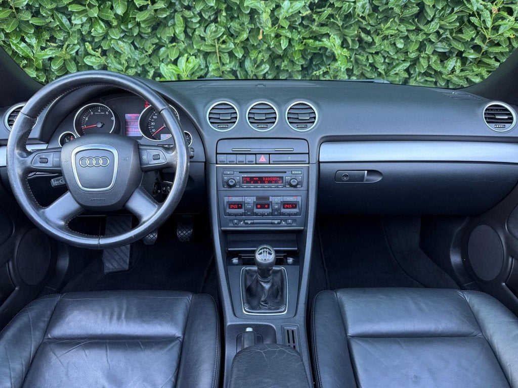Audi A4 Cabriolet 1.8 Turbo Pro Line| NWE APK | AIRCO | LEER, Auto's, Audi, Voorwielaandrijving, Gebruikt, 4 cilinders, Cabriolet
