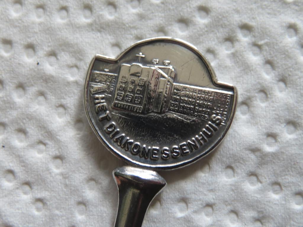 Verzilverd Keltum Lepeltje het Diakonessenhuis Breda, Overige materialen, Verzenden, Verzilverd, Zo goed als nieuw