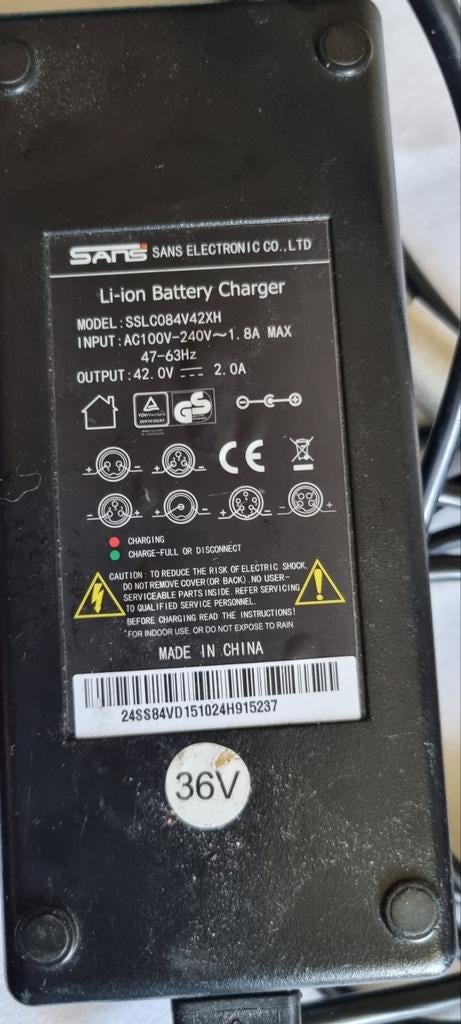 Sans E-bike Acculader 42V 2A (Phylion/Joycube) – Voor Sparta, Ophalen of Verzenden, Gebruikt