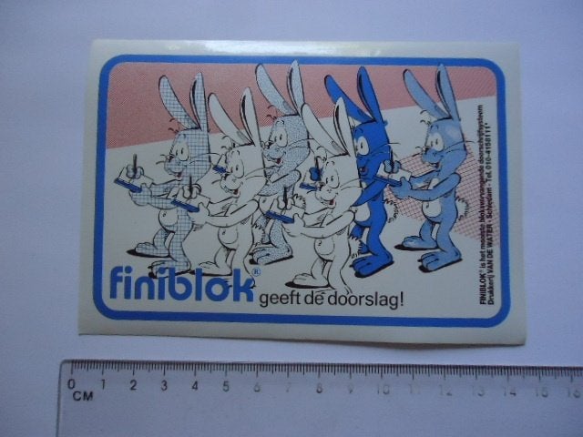 sticker oud Finiblok haas konijn strip schiedam fini blok, Verzenden, Zo goed als nieuw, Bedrijf of Vereniging