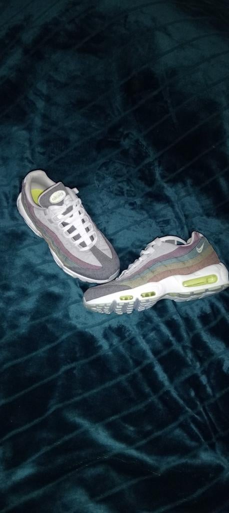 Nike Air Max 95 Hyper Turquoise maat 42, Overige kleuren, Nike, Ophalen of Verzenden, Sneakers of Gympen