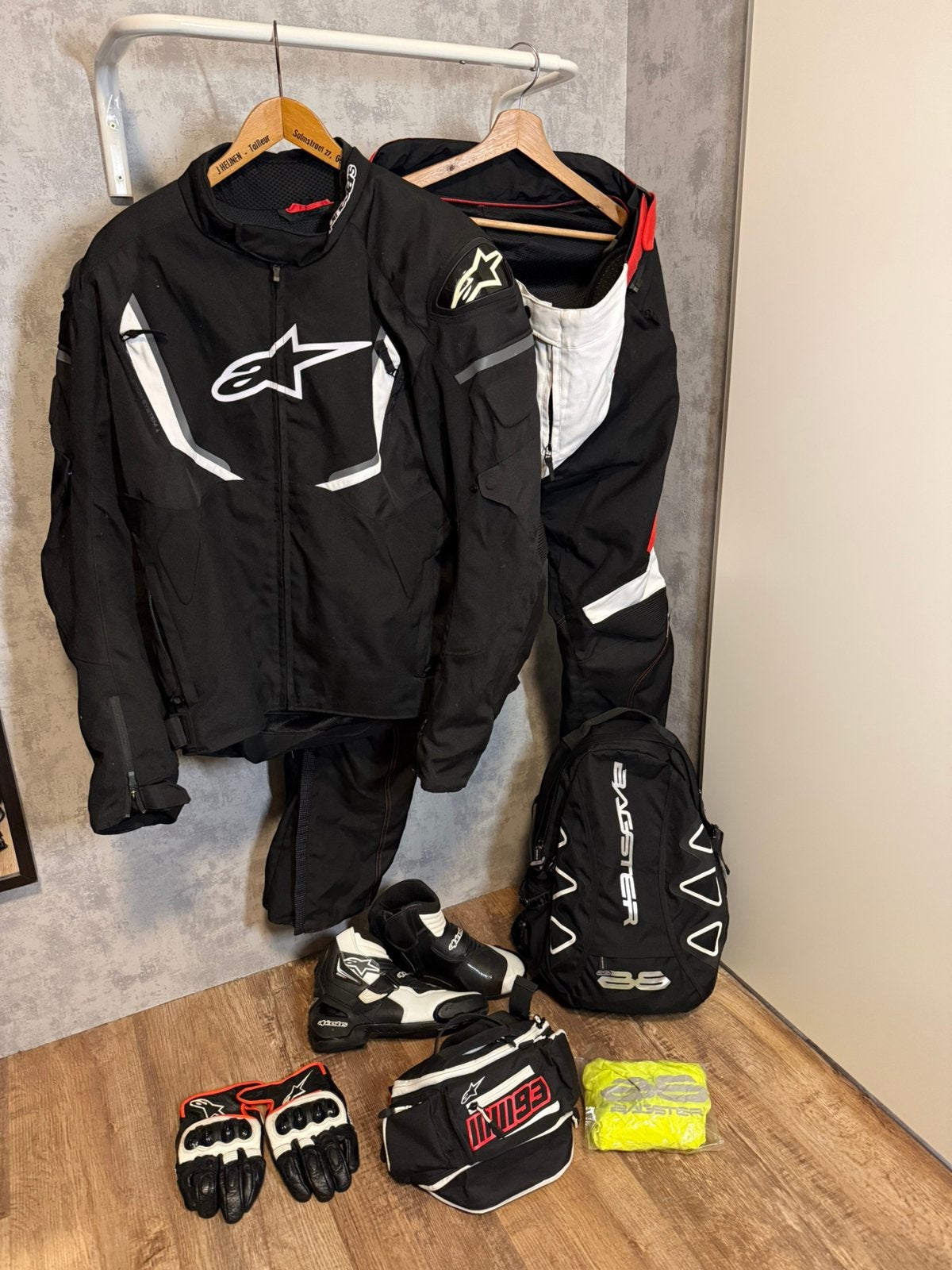 Complete motor set  broek jas tas schoenen heuptas handschoe, Motoren, Ophalen of Verzenden, Tweedehands, Heren, Overige typen