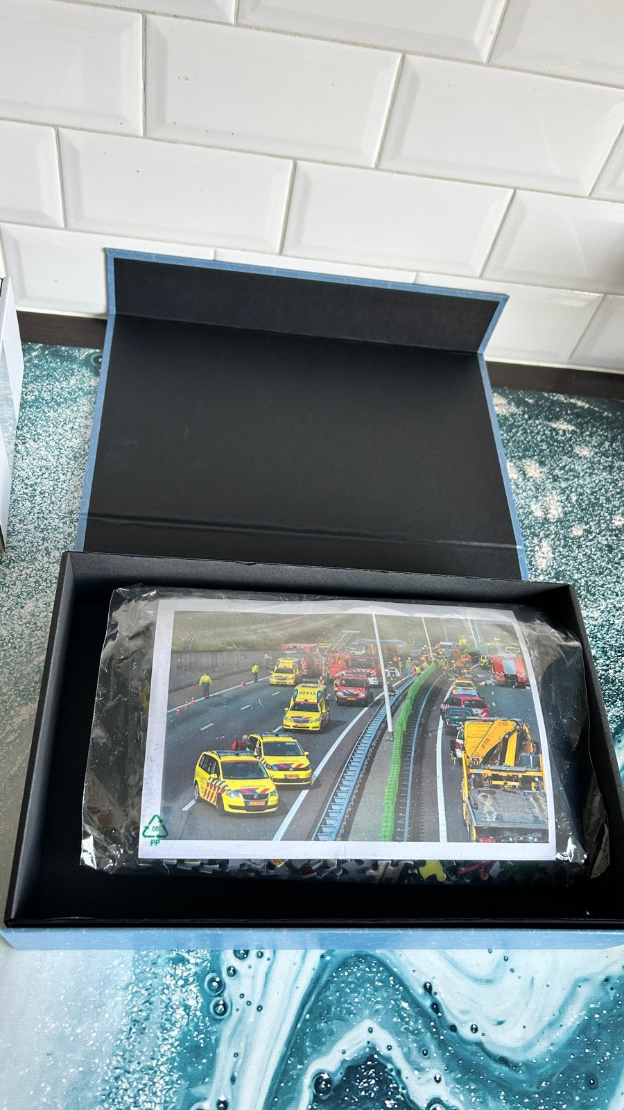 Ambulance Puzzel - Your Personal Puzzle, Ophalen of Verzenden, Minder dan 500 stukjes, Nieuw, Legpuzzel