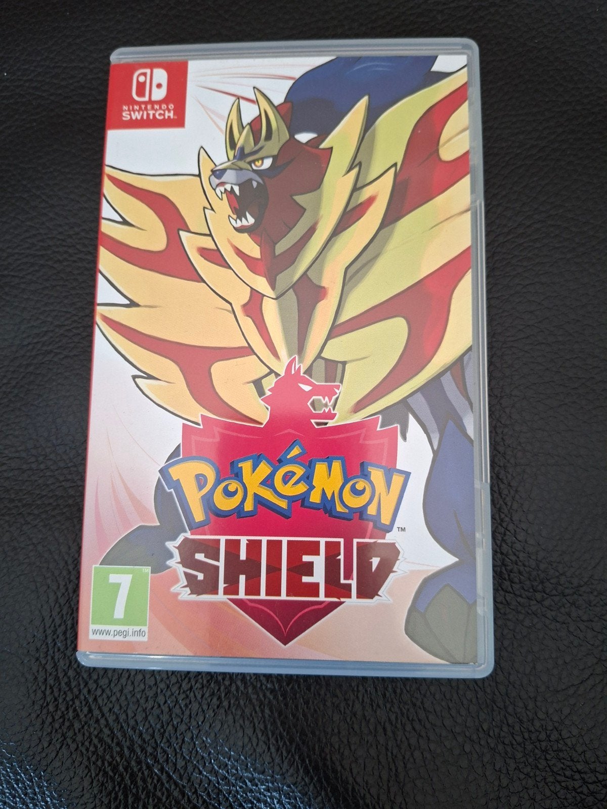 Pokémon Shield - Nintendo Switch, Spelcomputers en Games, Games | Nintendo Switch, Ophalen, Online, 1 speler, Zo goed als nieuw