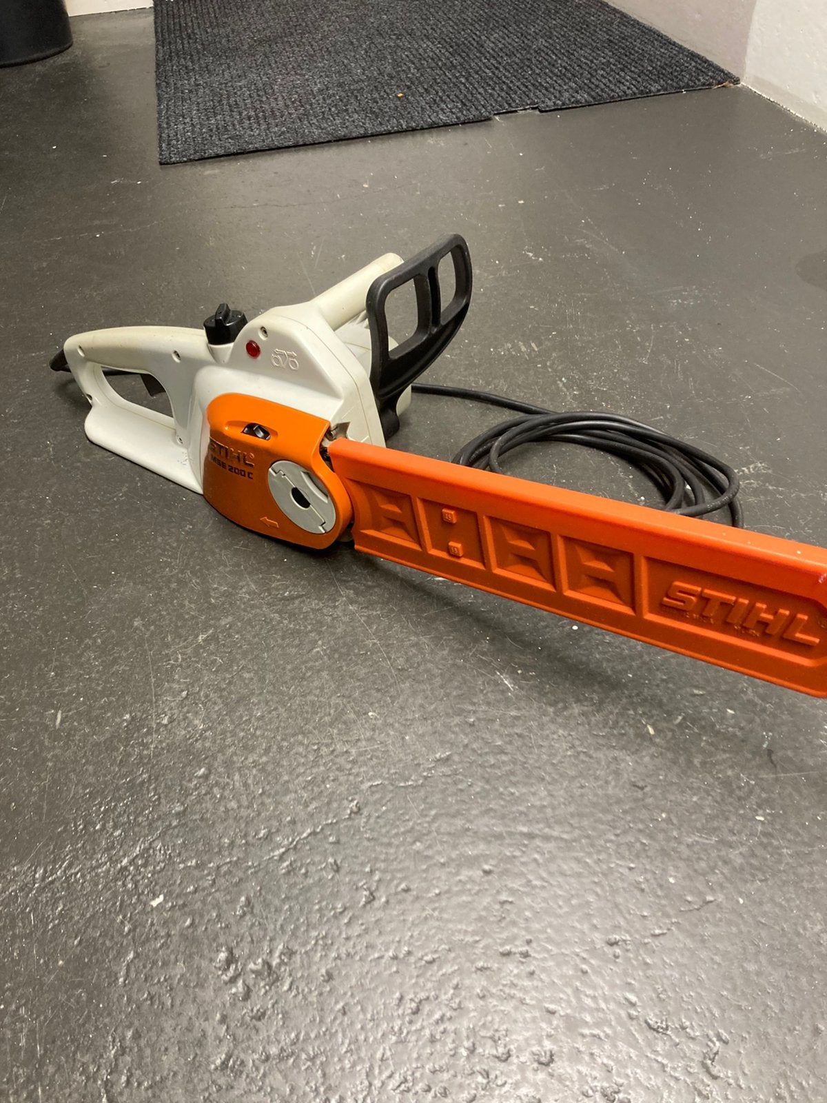 Stihl electrische kettingzaag MSE 200 C, Ophalen, Kettingzaag, Zo goed als nieuw, 30 tot 70 mm