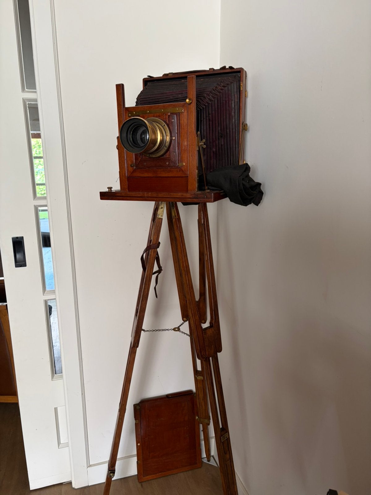 Antiek houten Engelse studio camera op statief, Ophalen of Verzenden