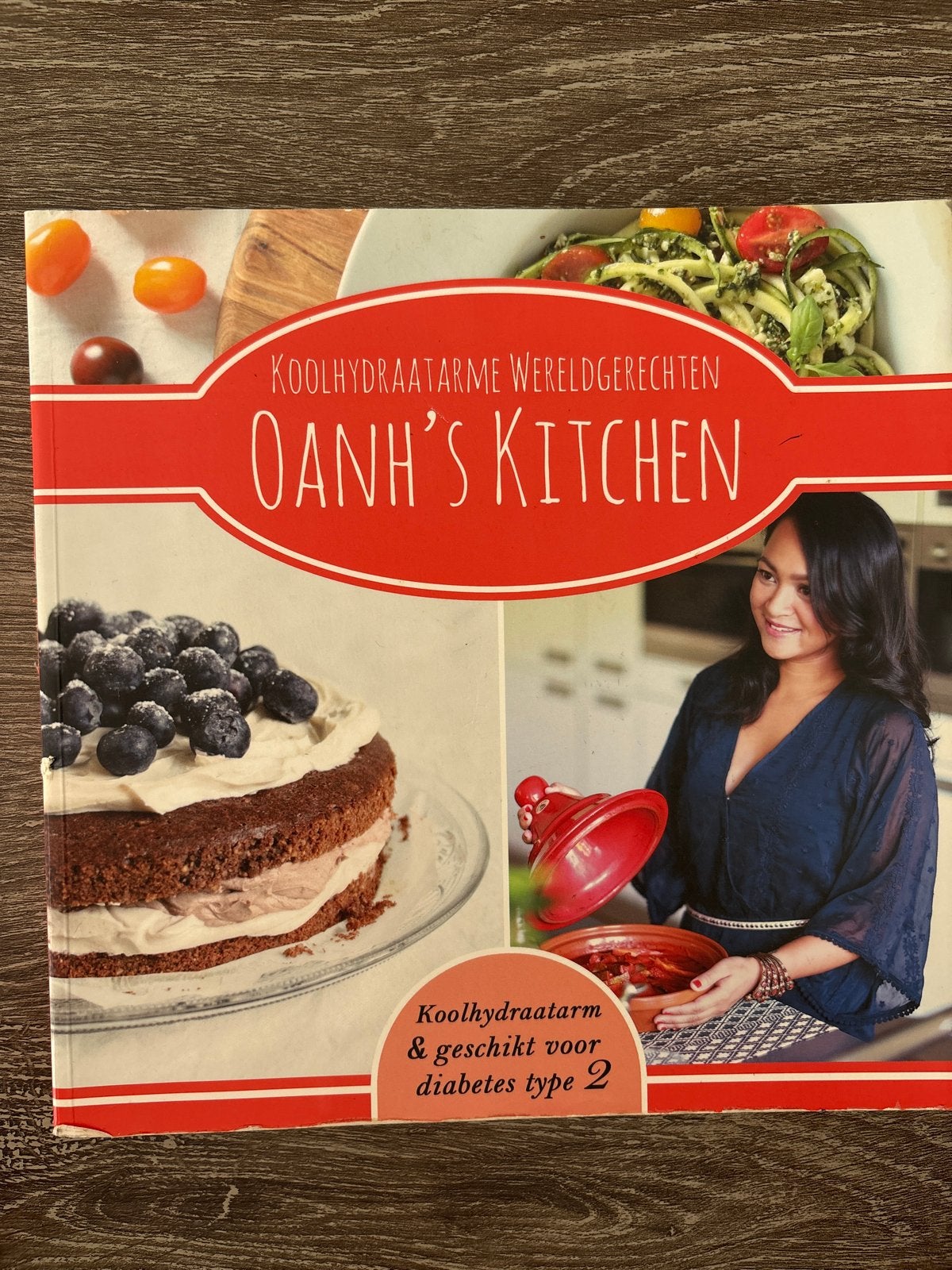 Oanh's Kitchen: Koolhydraatarme Wereldgerechten, Voorgerechten en Soepen, Ophalen of Verzenden, Zo goed als nieuw, Gezond koken