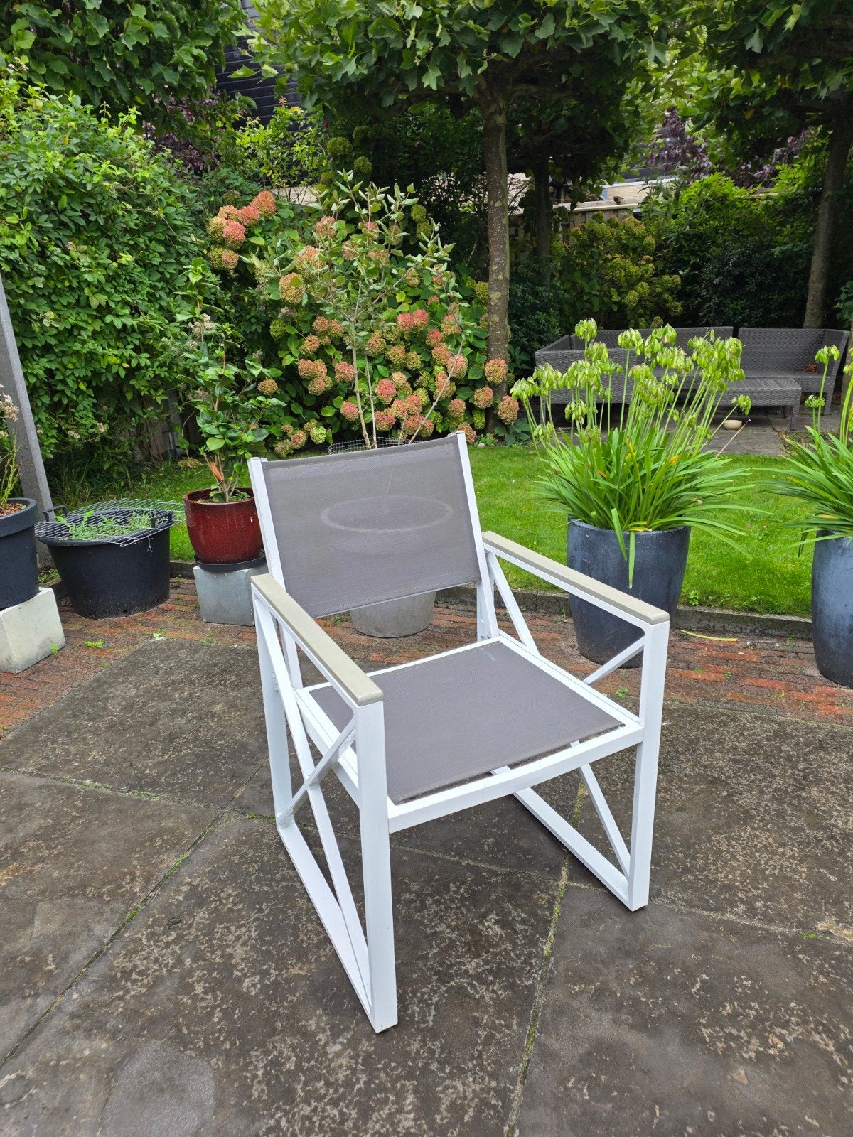 4 Moderne Tuinstoelen, Tuin en Terras, Ophalen, Zo goed als nieuw, Aluminium, Stapelbaar