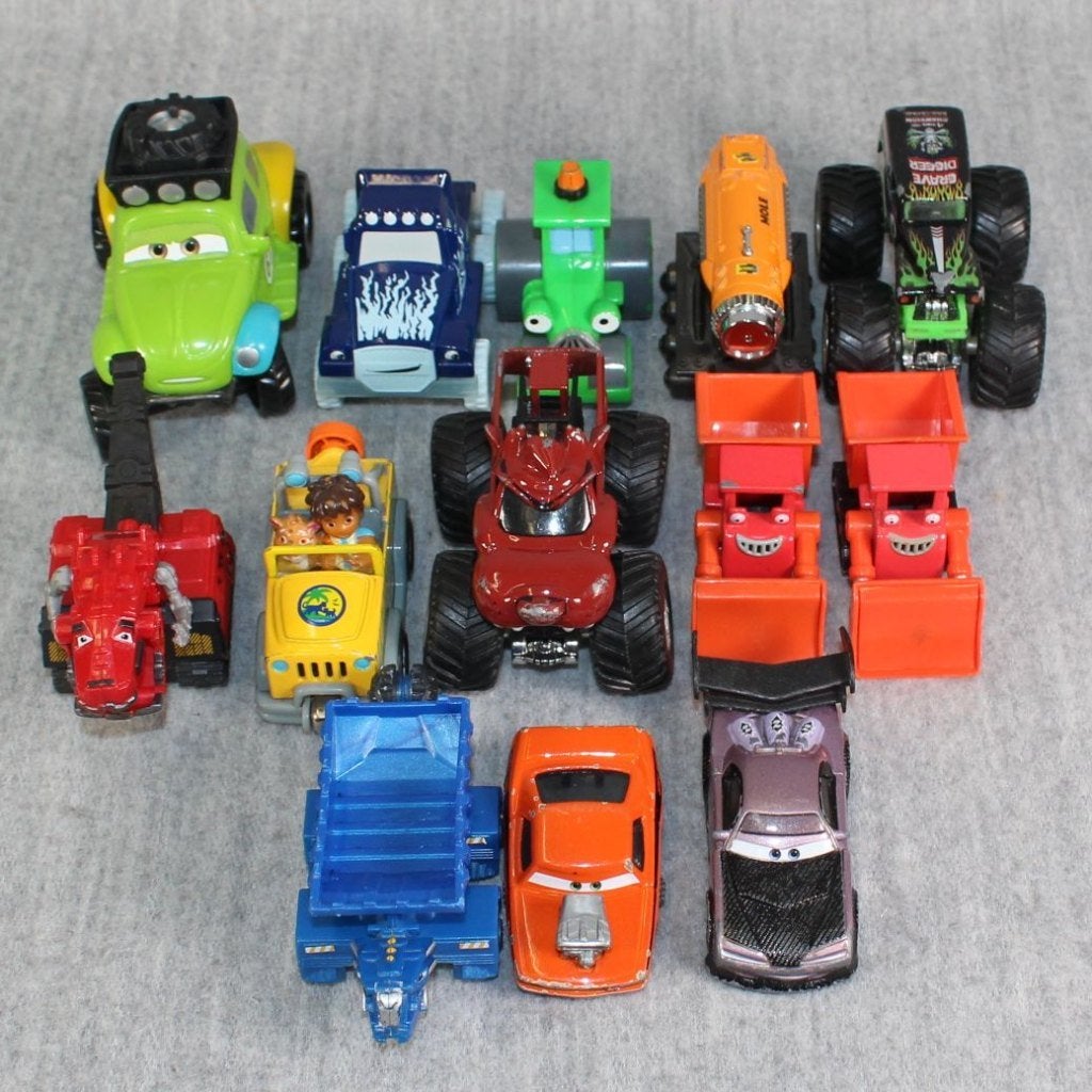 partij cars monster jam dinotrux speelgoed autos, Kinderen en Baby's, Speelgoed | Speelgoedvoertuigen, Ophalen of Verzenden, Gebruikt
