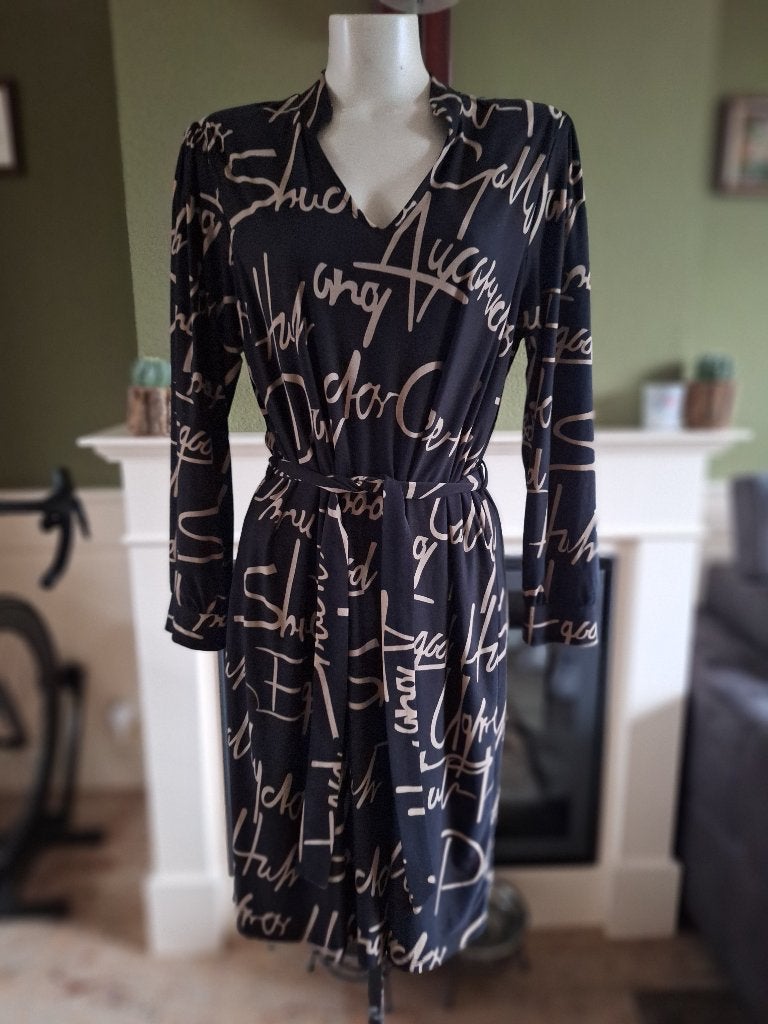 Batida jurk zwart met beige letters mt 5 XXL 44, Verzenden, Zwart, Maat 46/48 (XL) of groter, Knielengte