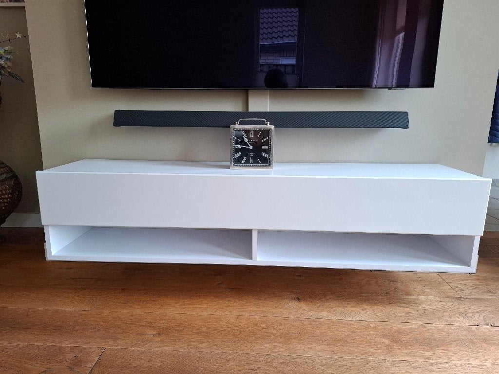 Witte hang-kast, Doe-het-zelf en Verbouw, Platen en Panelen, Ophalen, Zo goed als nieuw, Multiplex, Minder dan 20 mm