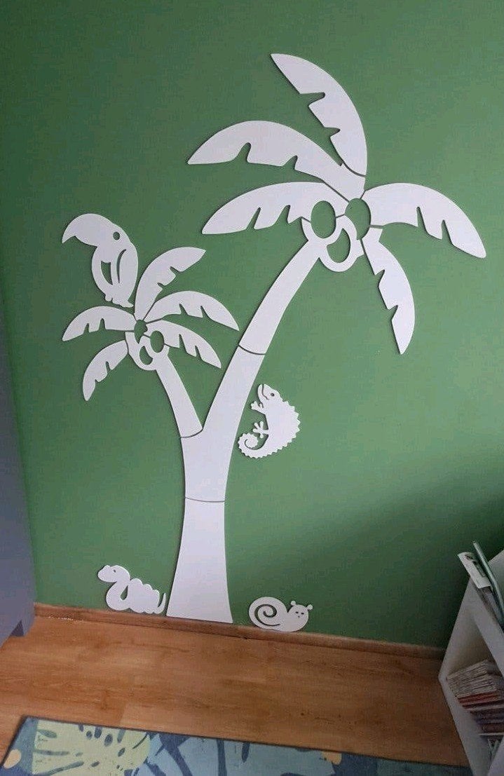Wanddecoratie: Witte Palmbomen met Dieren (Jungle Thema), Ophalen, Decoratieobject, Zo goed als nieuw, Kunststof
