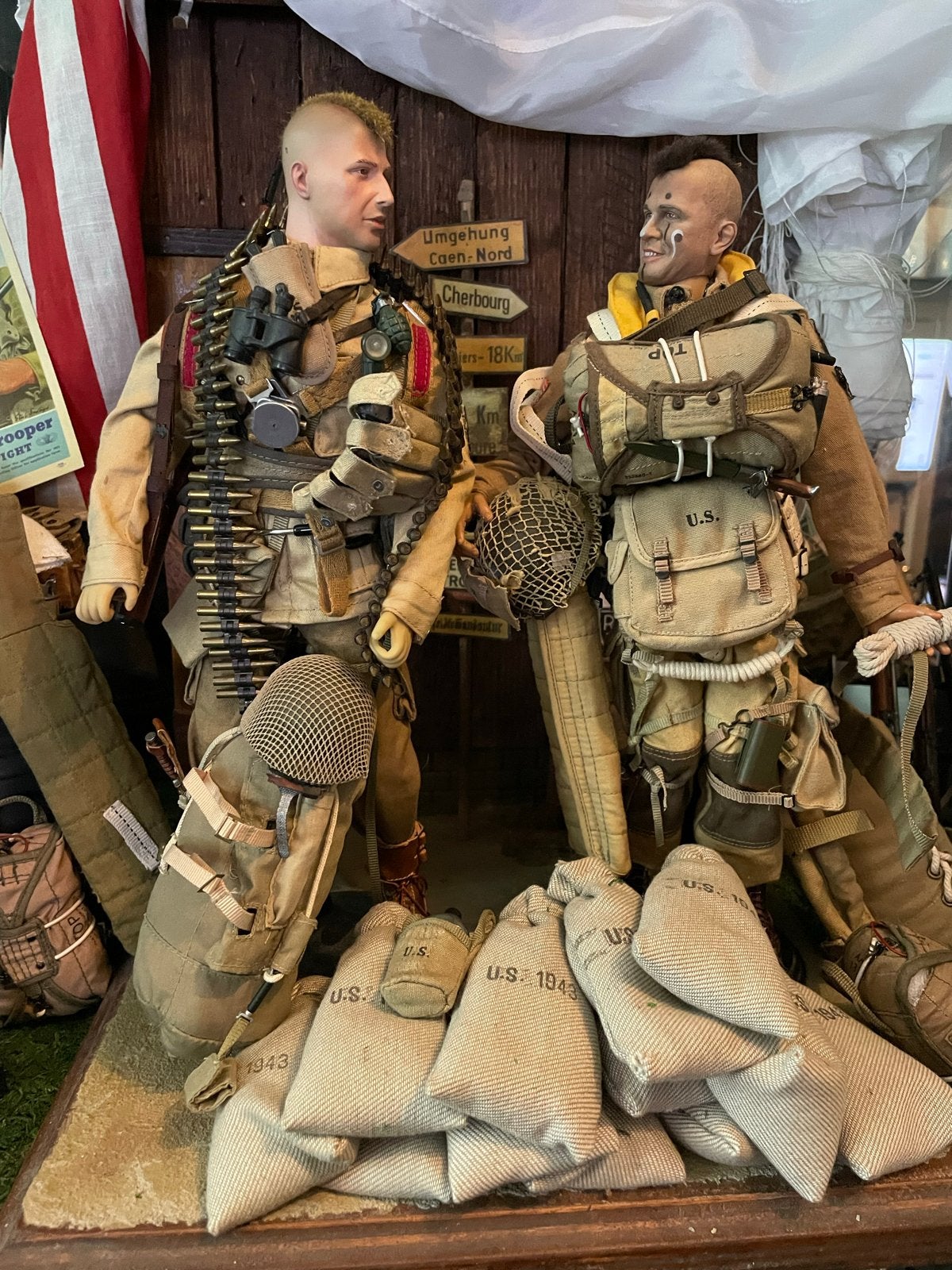 Diorama 101st Airborne D-Day 1944 Jake McNiece/Ricky Foster, Ophalen of Verzenden, Landmacht, Amerika, Miniatuur of Beeldje