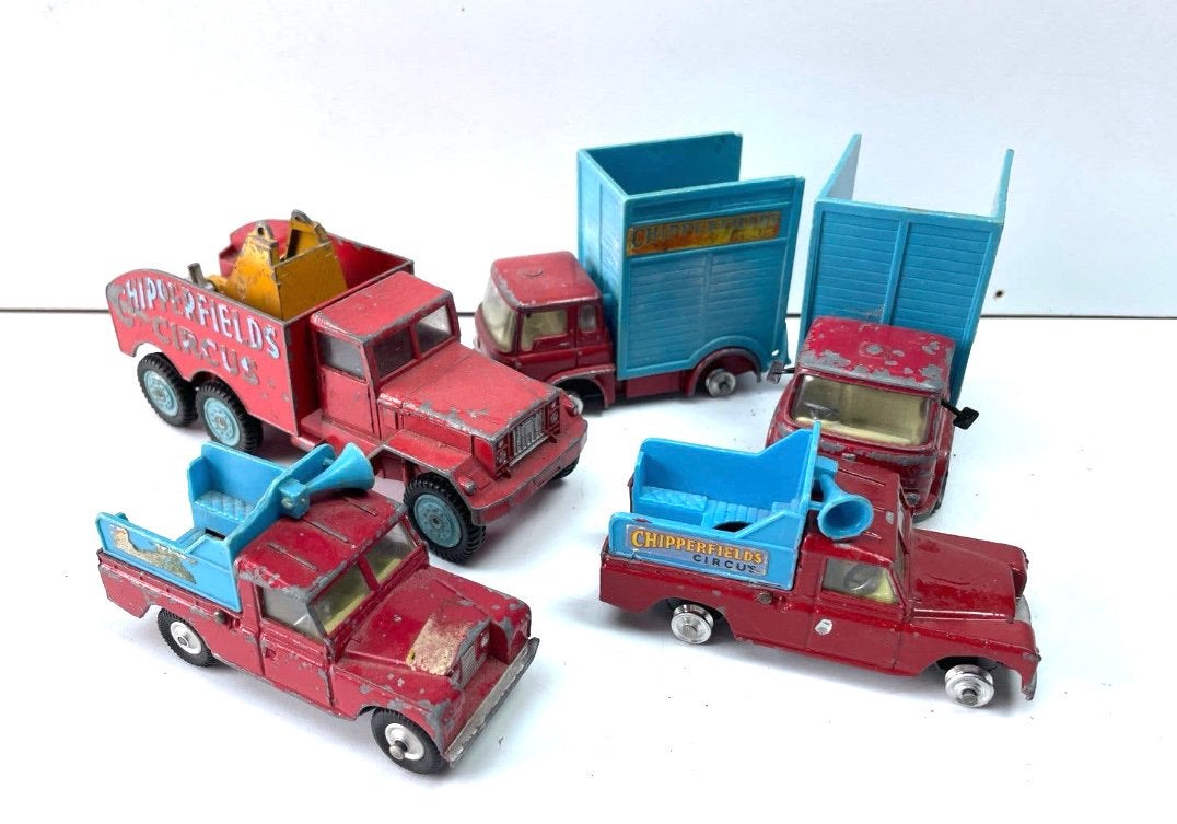 Loop of sloop 5x Corgi Toys Chipperfields Circus, Hobby en Vrije tijd, Modelauto's | 1:43, Ophalen of Verzenden, Gebruikt