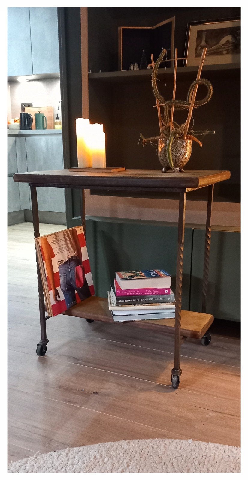 Vintage sidetable, Ophalen, 50 tot 100 cm, Metaal, 25 tot 50 cm