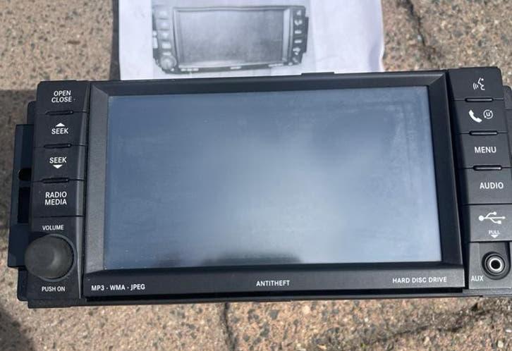 Originele Autoradio CD Speler voor Jeep/Dodge/Chrysler, Ophalen, Gebruikt