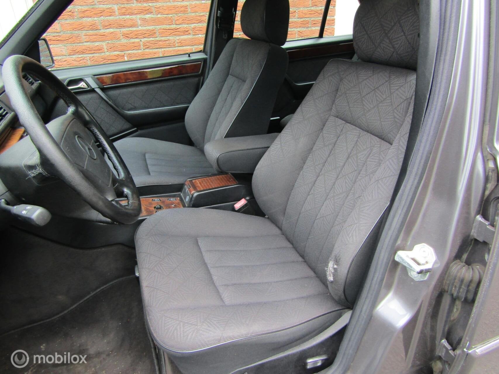 mooie Mercedes E-klasse 200 Elegance 6-1994 lpg gas zgan apk, foto 12
