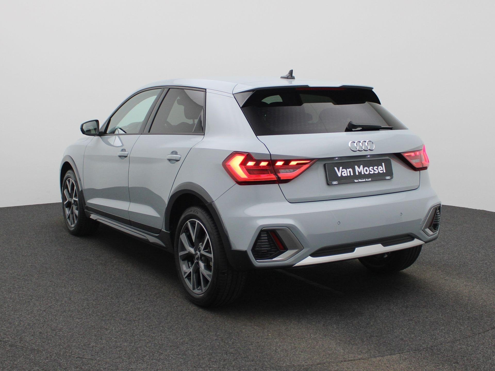 Audi A1 allstreet 30 TFSI Advanced edition l Adaptive cruise, Auto's, Audi, 12 maanden, Stof, 116 pk, Bedrijf