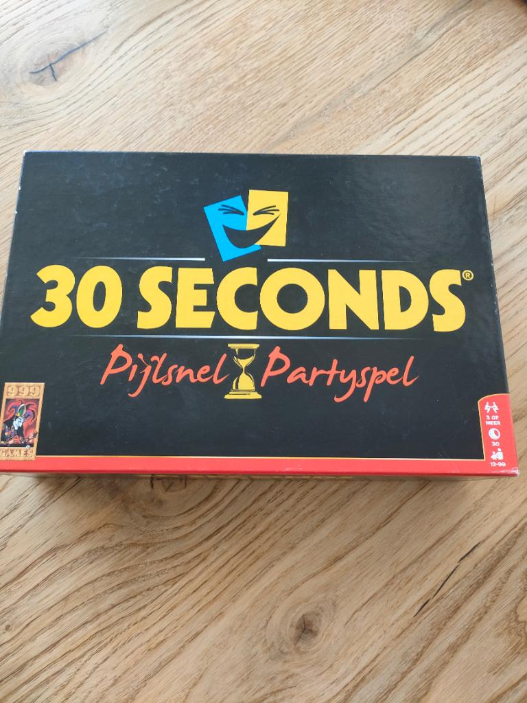 30 Seconds Partyspel, Vijf spelers of meer, Ophalen of Verzenden, Zo goed als nieuw, 999 games