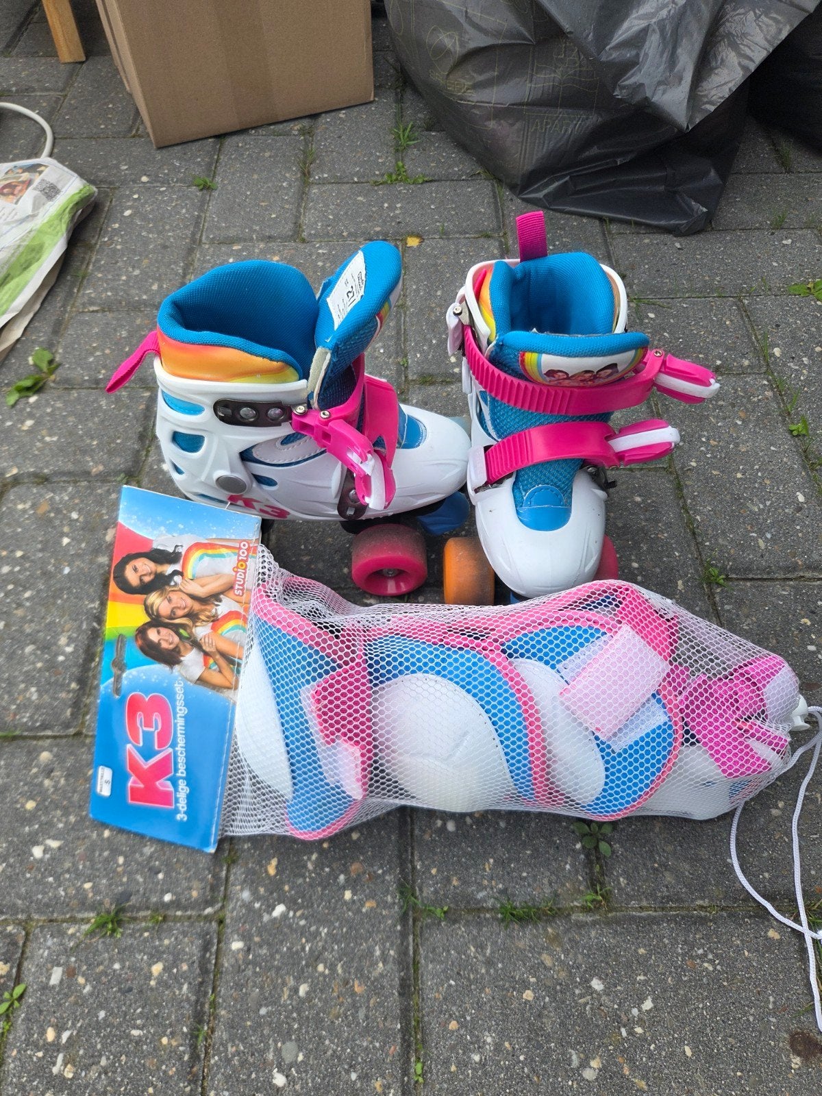 K3 rolschaatsen met beschermingsset maat 27/30, Sport en Fitness, Ophalen of Verzenden, Zo goed als nieuw, Overige typen, Overige merken