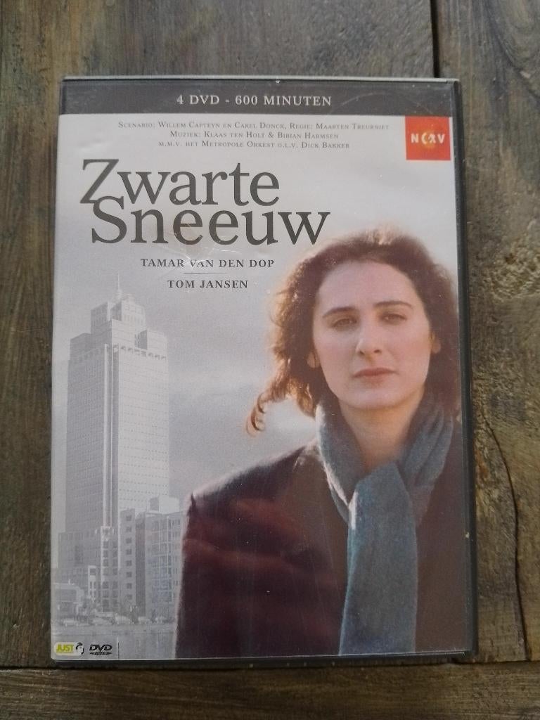 Zwarte Sneeuw - serie - dvd, Cd's en Dvd's, Dvd's | Tv en Series, Vanaf 12 jaar, Ophalen of Verzenden, Zo goed als nieuw, Drama