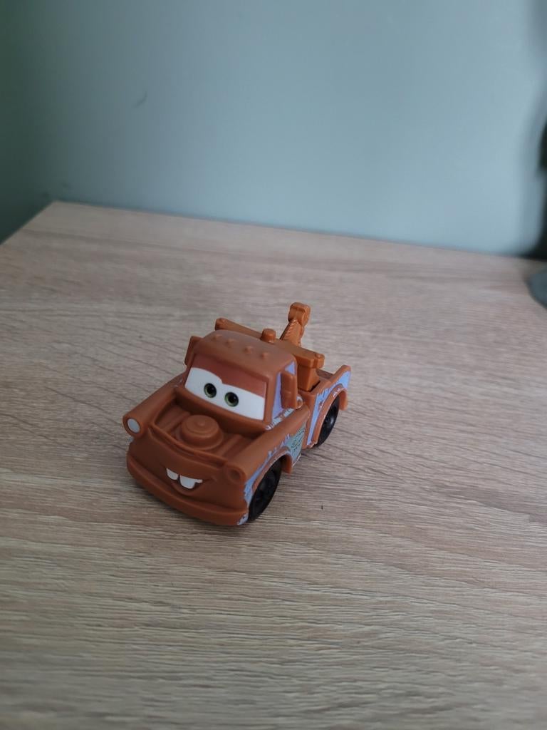 Disney Cars Takel (Mater) speelgoedauto, Kinderen en Baby's, Speelgoed | Speelgoedvoertuigen, Ophalen of Verzenden, Gebruikt