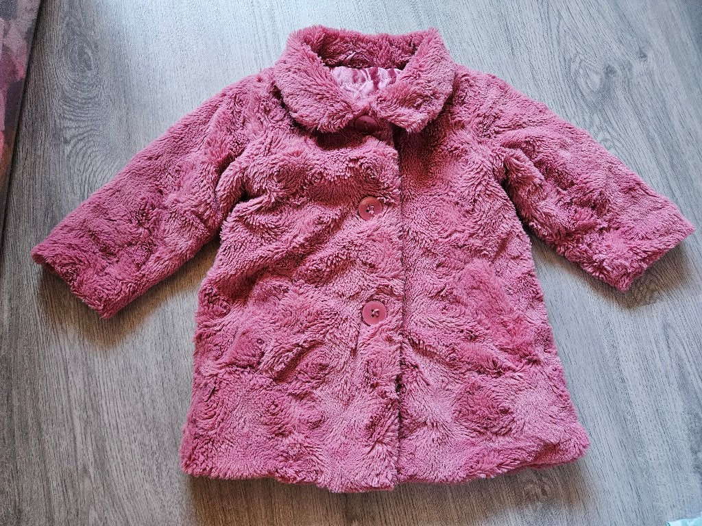 YD roze fluffy jas maat 92 in zeer goede staat, Meisje, Ophalen of Verzenden, Zo goed als nieuw, Young Dimension