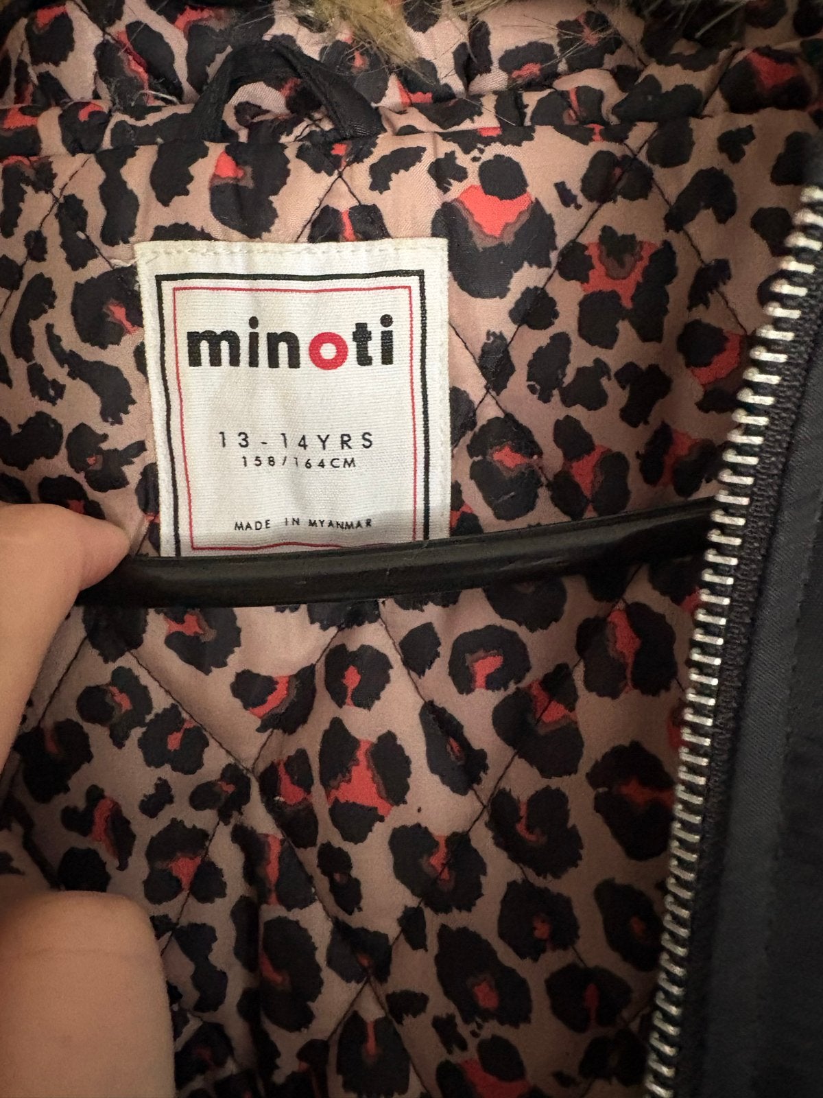 Minoti winterjas met luipaardprint voering en bontkraag, Ophalen of Verzenden, Nieuw, Jongen of Meisje, Jas