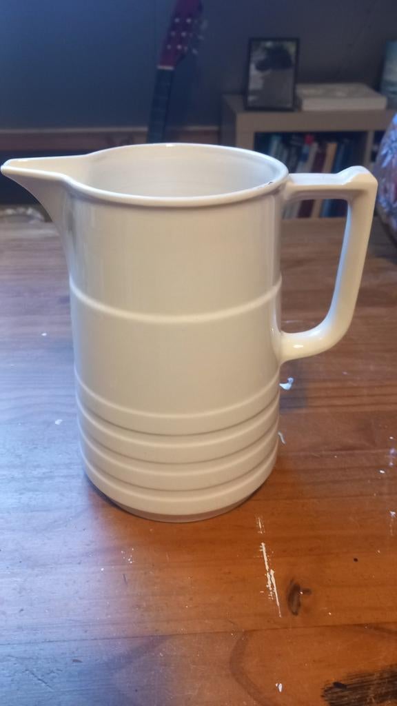 Crèmekleurige Keramieken Kan met Ribbels, Antiek en Kunst, Ophalen, Keramiek of Aardewerk
